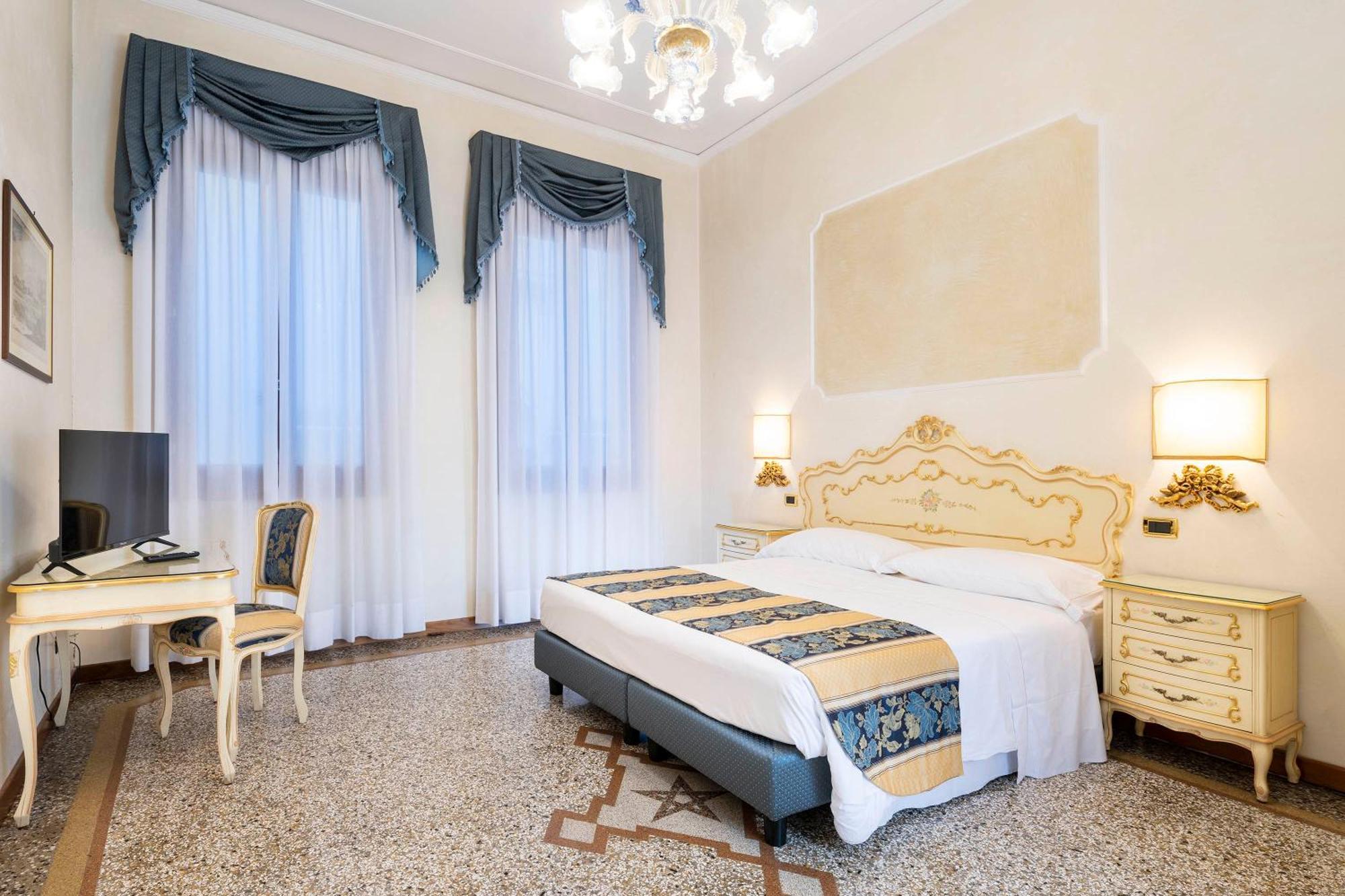 Torino Hotel Venecia